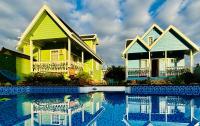 Luxurious Cottages in Batumi with a Pool - B&B