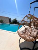Villa Infinity Bar Montenegro - Bed and Breakfast Brca