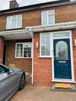 Cozy Inn near Luton Station, Mall and Luton Airport 10 Min - Chambres d’hôtes