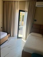 Camera Doppia con Letti Singoli Spaziosa