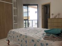 Apartamento Peracanga com Wi-Fi - Bed and Breakfast