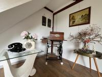 Apartamento con balcón y terraza