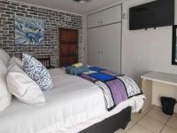 Comfort Queen Room