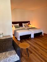 Twin Room with Mountain View