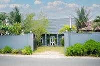 Silver Sands Beach - B&B