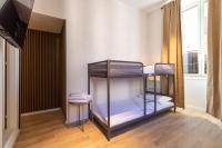 Quadruple Room with Private Bathroom