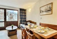Résidence Hameau Du Borsat - Studio pour 4 Personnes 06 - Bed and Breakfast Tignes