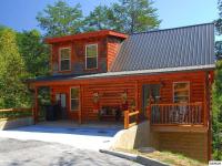 Steps From Pf 3br Escape Theater & Hot Tub - B&B