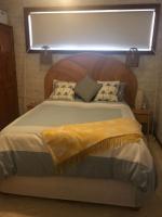 The Book Nook - B&B