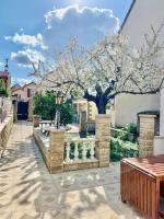 3 bedrooms house - garden - Parking, Antony Center near Paris and Orly - Chambres d'hôtes Antony