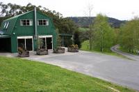 B&B Healesville - The Barn at Charlottes Hill - Bed and Breakfast Healesville
