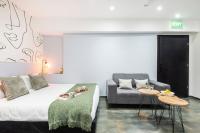 Frishman's Central Studio - BOMB shelter close to the Beach - Bed and Breakfast Tel Aviv