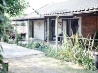 19th on Bloekom Guesthouse - B&B