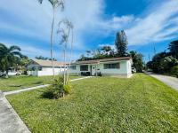 Bright & Cozy Family Home Near Dania Beach - B&B Dania Beach