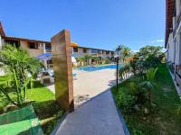 Flat com 1 quarto com ar split, sala e cozinha completa, No condomínio Portal do Atlântico a 100m praia de Taperapuã (Barraca do Gaúcho) , portaria 24hrs, piscina. - Bed and Breakfast Porto Seguro