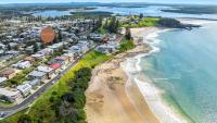 Convent Cove 1 - Front Row Seats To Sunrise - B&B Yamba