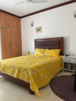 Townhouse Room in a Quiet Neighborhood - Chambres d’hôtes