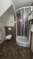 Quadruple Room with Private Bathroom