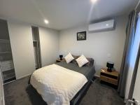 Christchurch Airport Stop - Bed and Breakfast