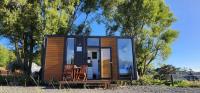Kiwi Farm Cabin 1 by Tiny Away - Bed and Breakfast