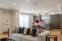 PickThePlace family house in West Kensington - B&B