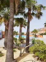 Zonnig appartement met zwembad - B&B