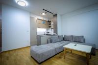 Peaceful and Calm Apartment with Free Private Garage - B&B Skopje