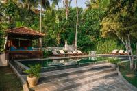 Coconut Grove - B&B