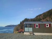 Litj-stua - innholdsrikt minihus med stor utsikt - B&B Røstad