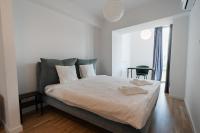 One-Bedroom Apartment with Balcony and Water View