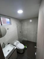 Exclusivo apartamento con piscina y parqueadero 602 - Bed and Breakfast Medellín