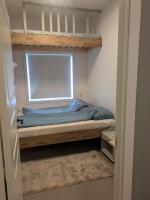 Liten leilighet midt i sentrum - B&B Stryn