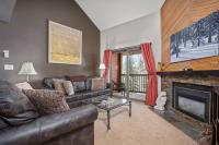 3 Hot Tubs, Private Shuttle in Winter, Gas Fireplace, Free Bus - B&B