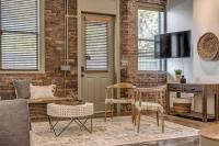 Hidden-Gem 2B Towhhouse in Springfield Close to DT and Stadium! - B&B Jacksonville