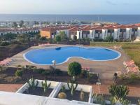Stunning 2 bedroom apartment with full view of the sea and marina , full sun - Chambres d'hôtes San Miguel De Abona