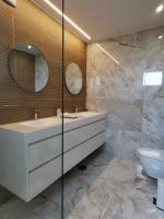 Chambre Double avec Salle de Bains Commune