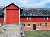 Upscale Hideaway in Converted Barn - Bed and Breakfast Vireda