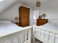 Ringrone Cottage 1st floor Apartment, with step access only - B&B