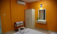 Roo Lanka Homestay - Bed and Breakfast Kandy