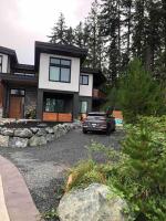 Executive 1 Bedroom Lakeview Retreat - B&B Shawnigan Lake