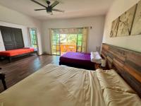 Suite Queen con Vista Piscina