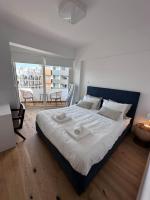 City Center 2bed Luxury Flat - Bed and Breakfast Larnaca