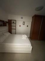 NikolasStudioCenter - B&B Ploieşti