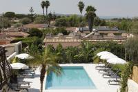 Villa Merilusi-Luxury & Private Pool - B&B Fontane Bianche