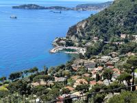 Entre les citronniers et la mer - B&B Èze