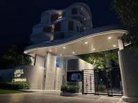 PHYLL Condo Private Beach Vibes at Central Phuket 1 BR Unique Garden View - B&B Ban Ra-Ngeng