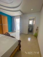 Apartment mit 3 Schlafzimmern und Balkon
