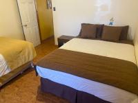 Camera Tripla con Bagno in Comune