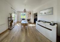 Apartment mit 2 Schlafzimmern mit Balkon und Terrasse