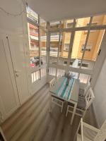 Torrevieja preciosos moderno piso cerca de la playa del cura y todos los servicios en calle la loma - B&B Torrevieja